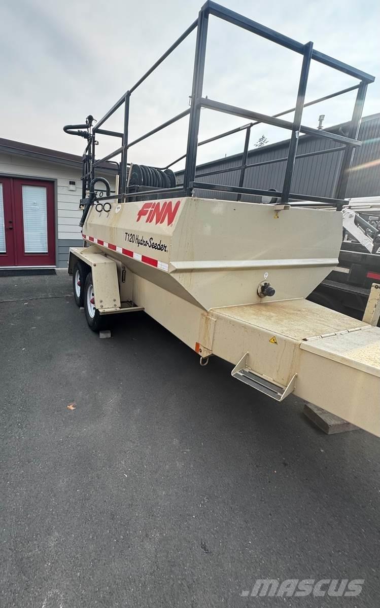 Finn T120 Futterverteilwagen