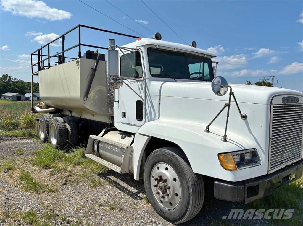 Finn T330 Futterverteilwagen