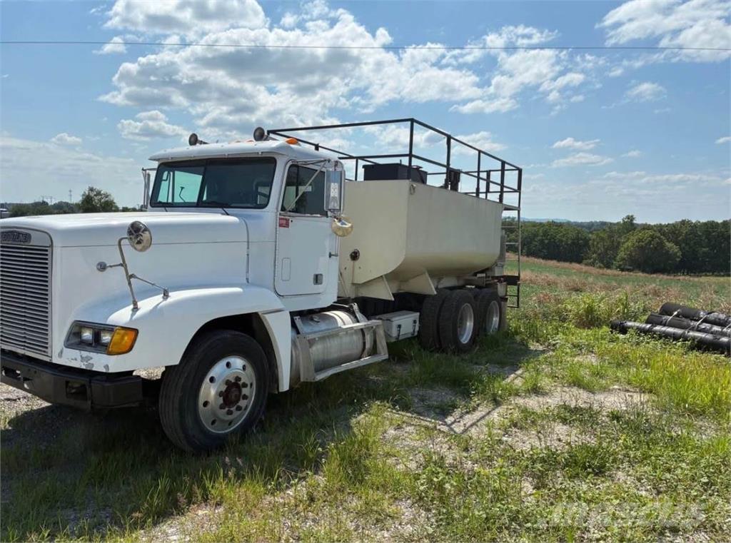 Finn T330 Futterverteilwagen