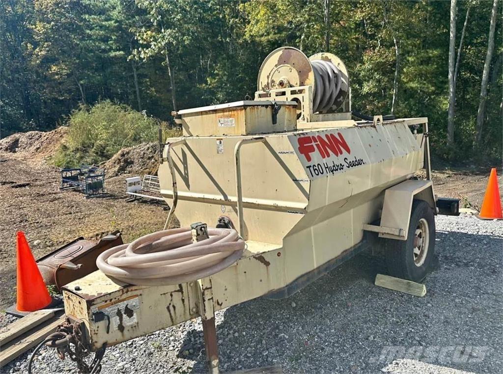 Finn T60T Futterverteilwagen