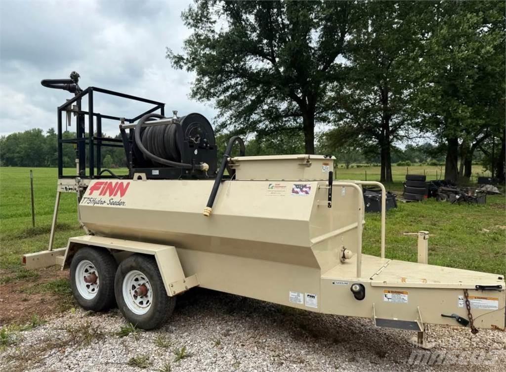 Finn T75T Futterverteilwagen