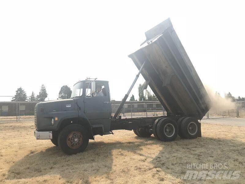 Ford 8000 Kipper