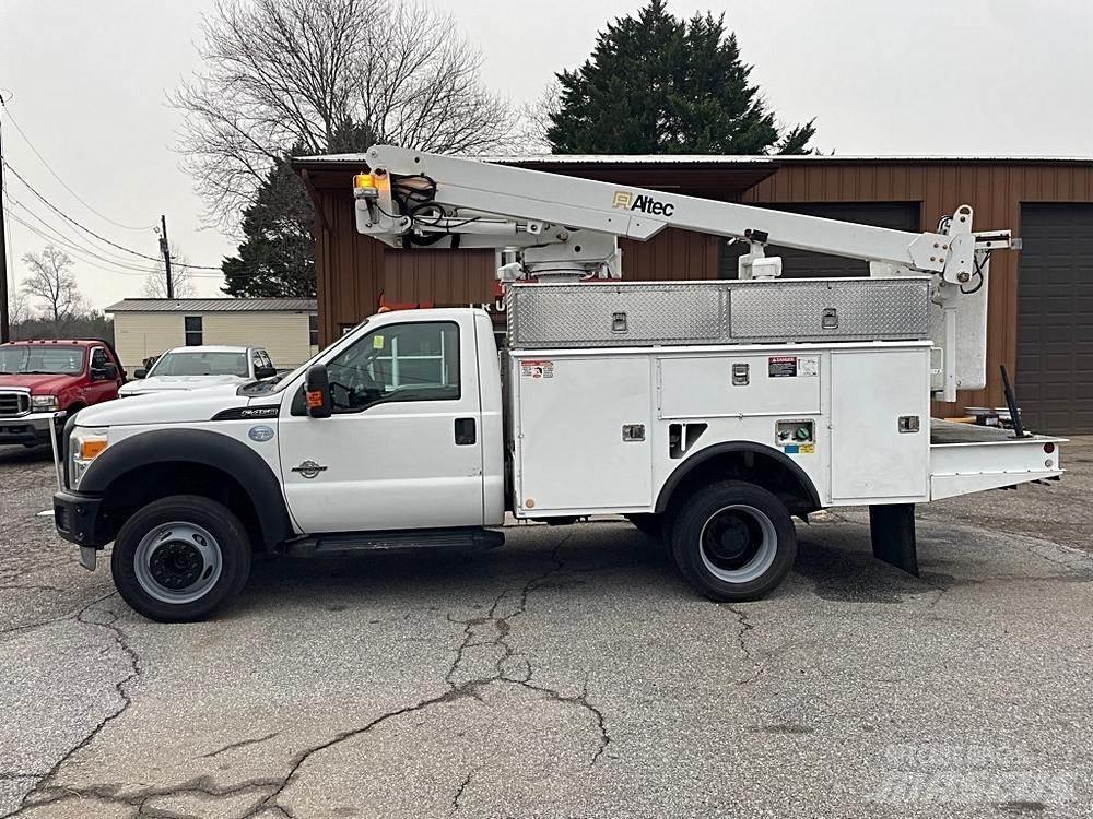 Ford F-450 LKW-Arbeitsbühnen