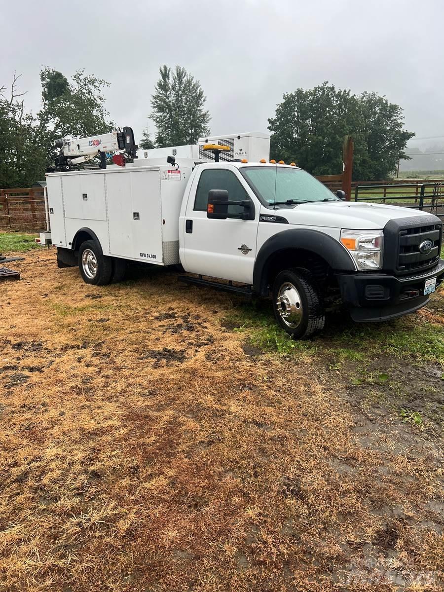 Ford F - 550 Kommunal-Sonderfahrzeuge