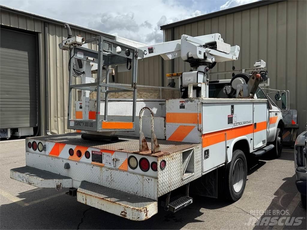 Ford F-550 LKW-Arbeitsbühnen