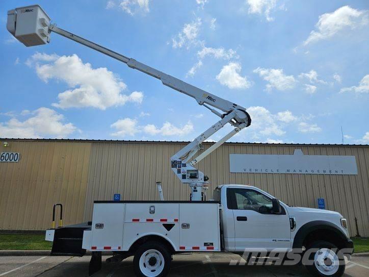 Ford F-550 LKW-Arbeitsbühnen