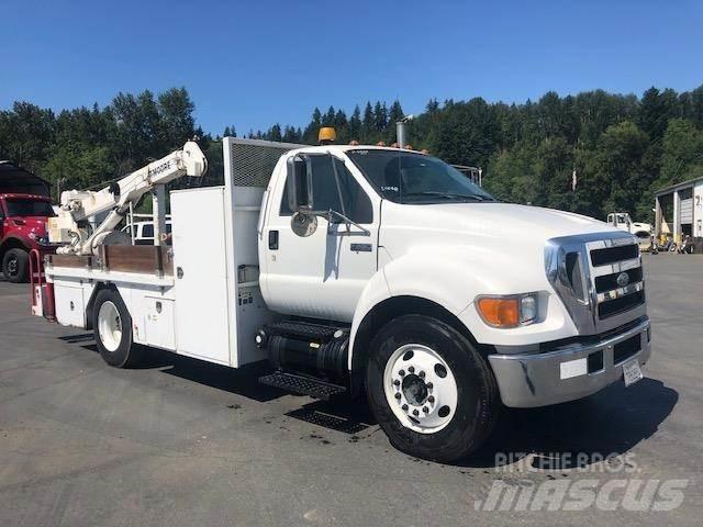 Ford F-650 Kranwagen