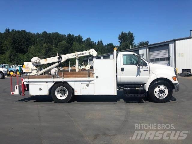 Ford F-650 Kranwagen