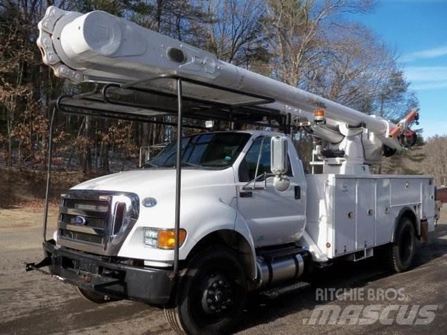 Ford F-750 LKW-Arbeitsbühnen