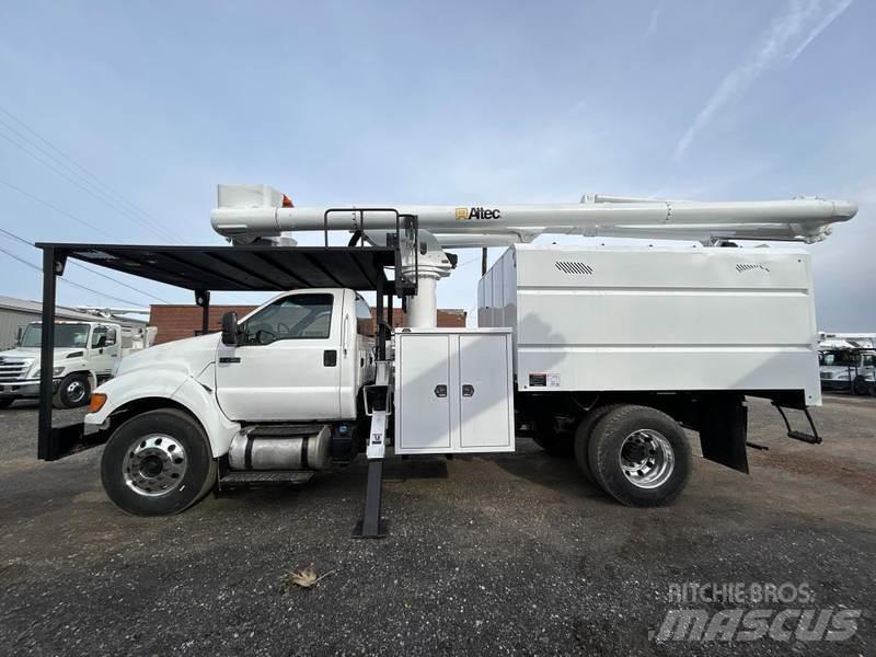 Ford F-750 LKW-Arbeitsbühnen