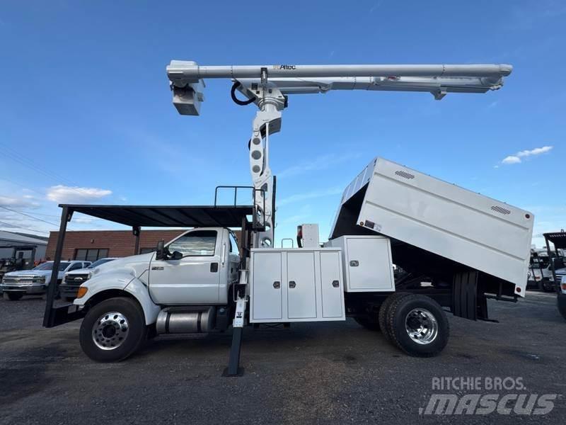 Ford F-750 LKW-Arbeitsbühnen