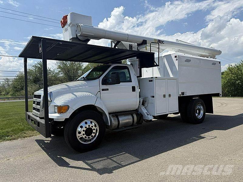Ford F-750 LKW-Arbeitsbühnen