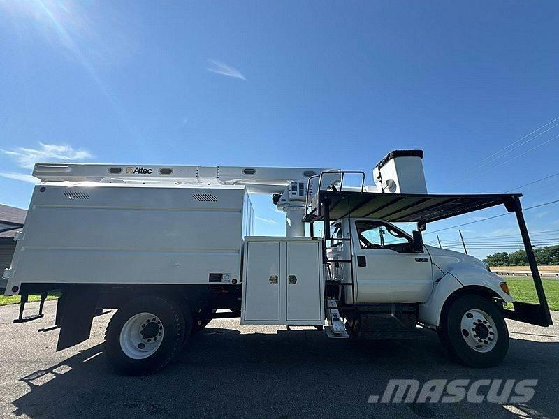 Ford F-750 LKW-Arbeitsbühnen