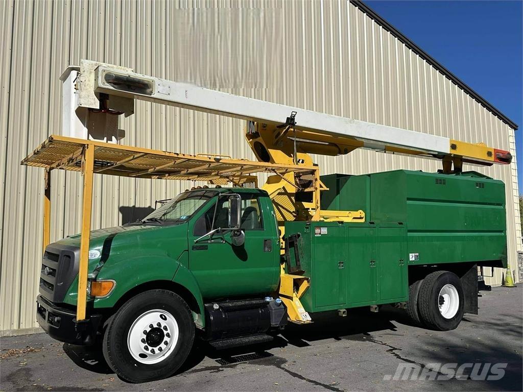 Ford F-750 LKW-Arbeitsbühnen