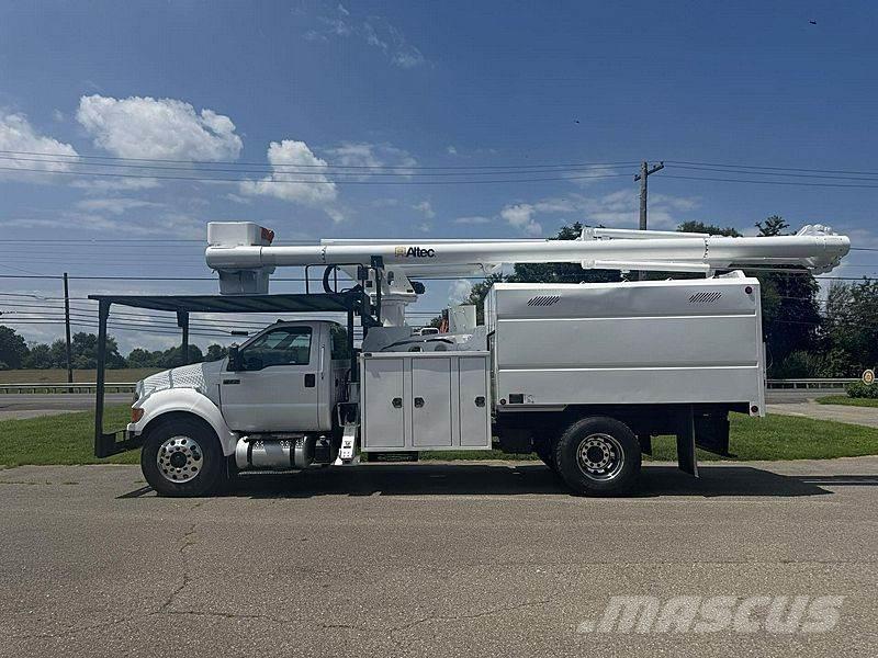 Ford F-750 LKW-Arbeitsbühnen