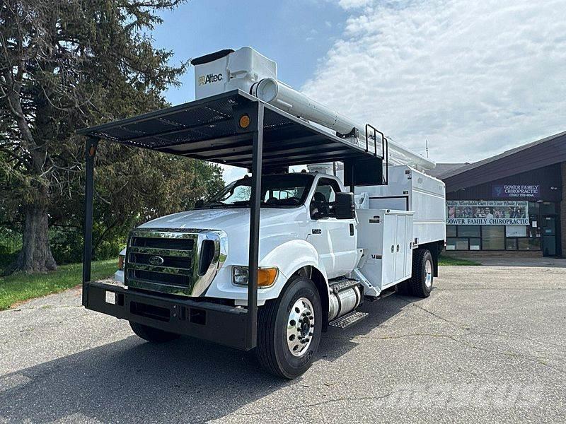 Ford F-750 LKW-Arbeitsbühnen
