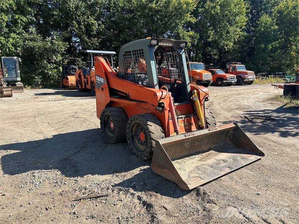 Gehl 5640E Laderaupen