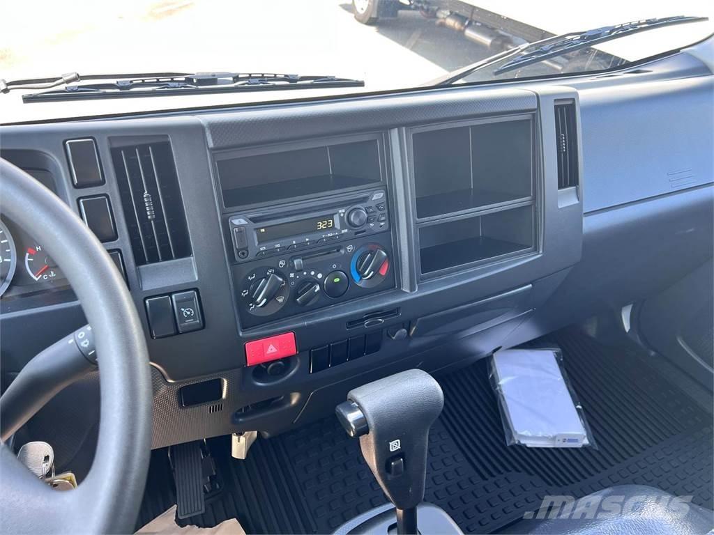 Isuzu NPR Pickup/Pritschenwagen