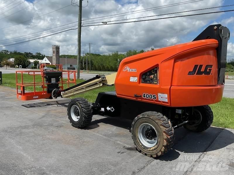 JLG 400S Teleskopbühnen