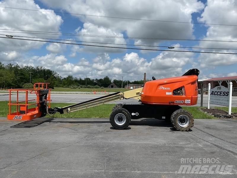 JLG 400S Teleskopbühnen