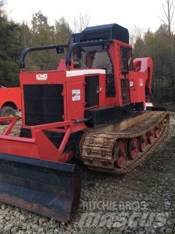 KMC 2500 Stammholzschlepper