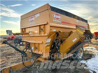 Kuhn 4142 Futtermischwagen