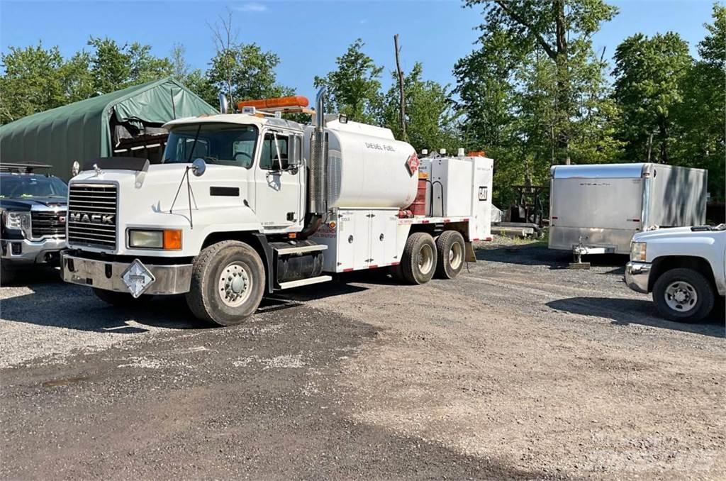 Mack CH613 Tankwagen