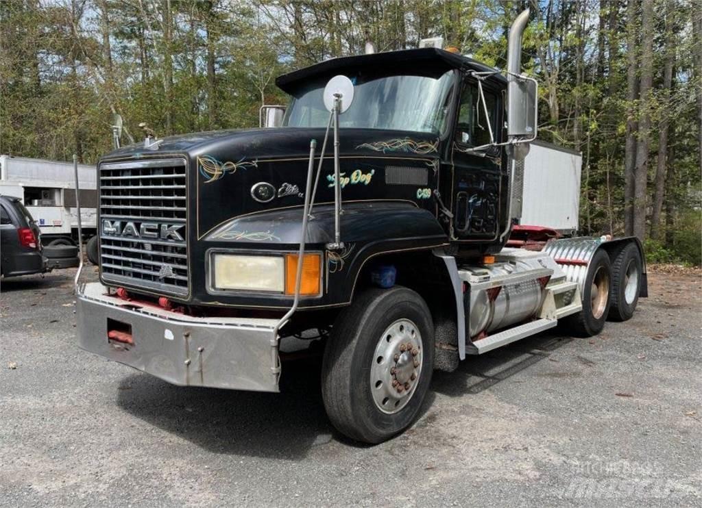 Mack CL733 Sattelzugmaschinen