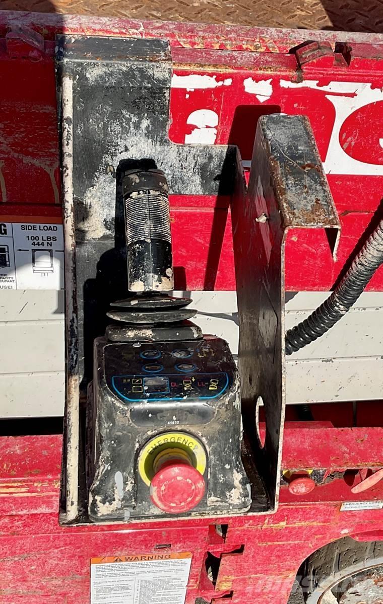 MEC 1930SE Scheren-Arbeitsbühnen