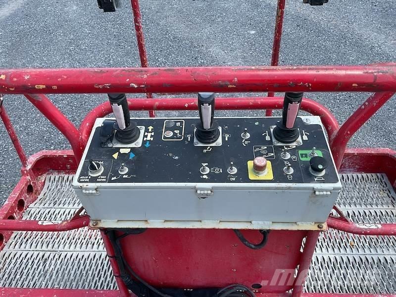 MEC 45J Telescopic boom lifts