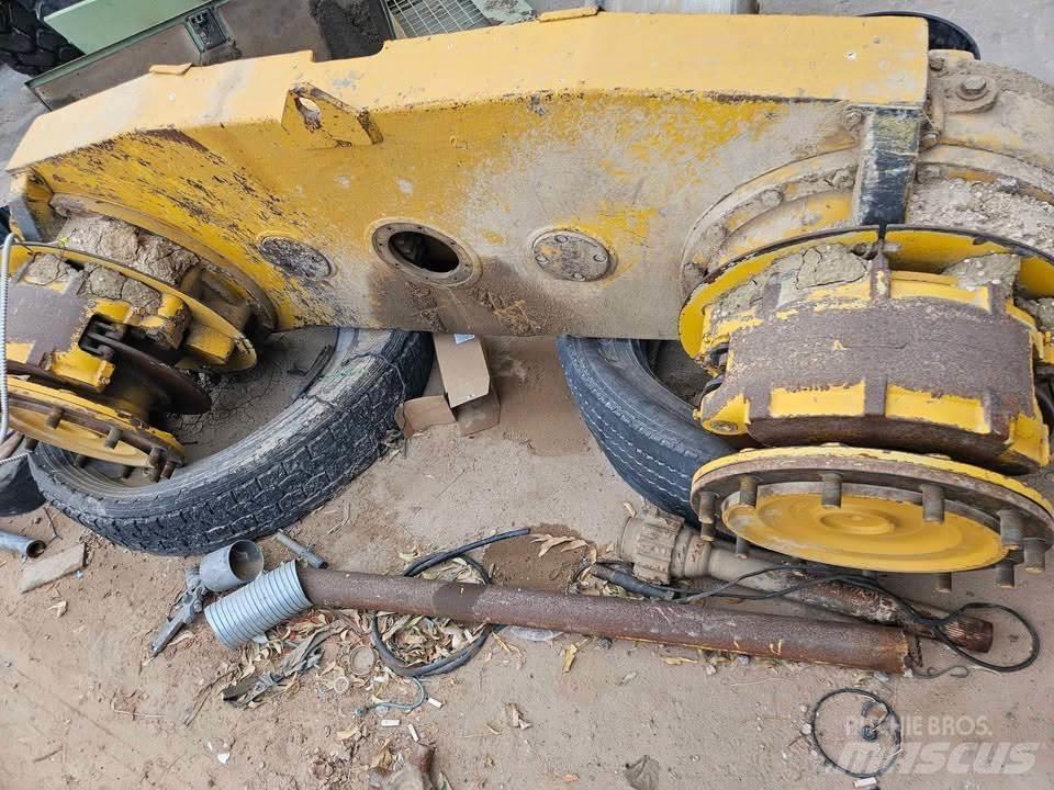Moxy MT-30 Dumper - Knickgelenk