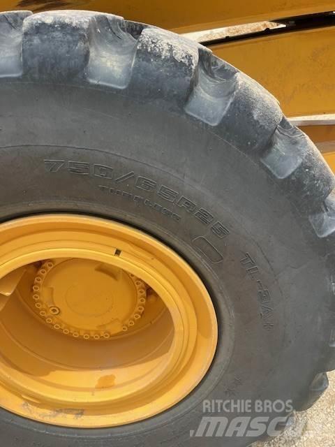 Volvo A25G Dumper - Knickgelenk