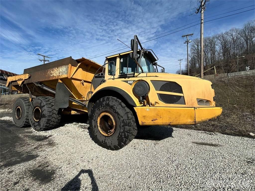 Volvo A40F Dumper - Knickgelenk