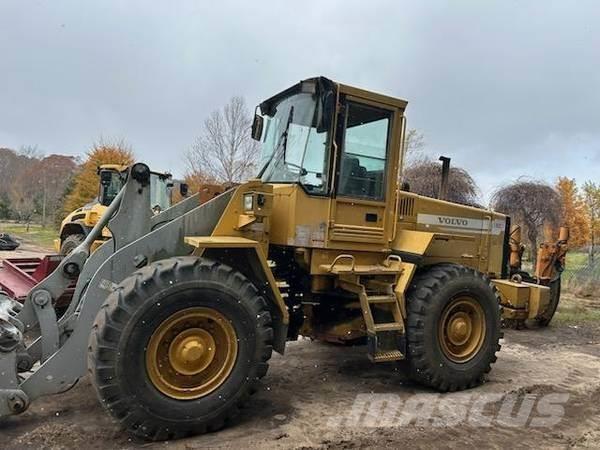 Volvo L90C Radlader