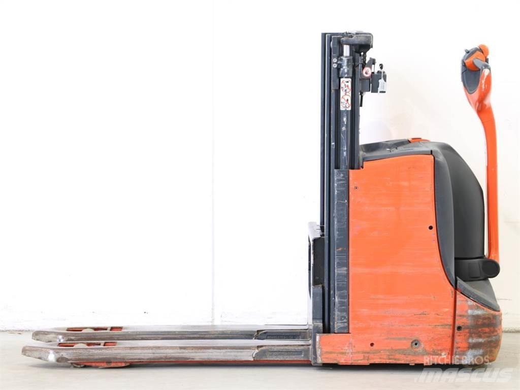 Linde D08/1160-00 Deichselstapler