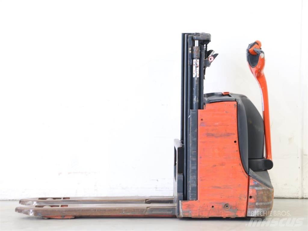 Linde D08/1160-00 Deichselstapler