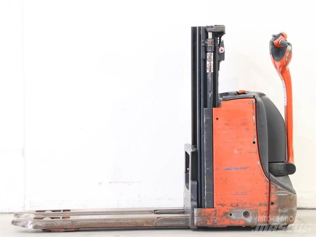 Linde D08/1160-00 Deichselstapler
