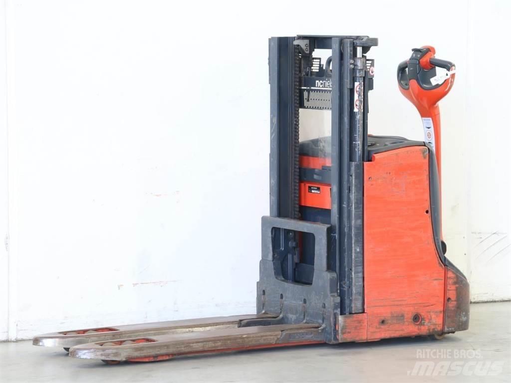 Linde D08/1160-00 Deichselstapler