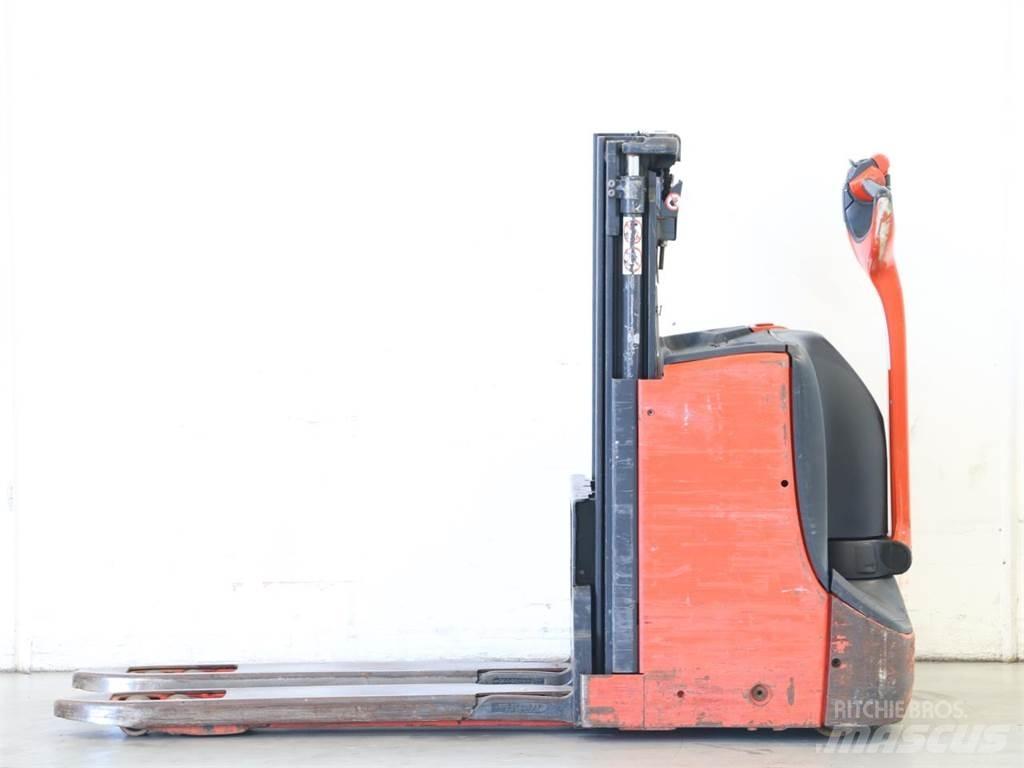 Linde D08/1160-00 Deichselstapler
