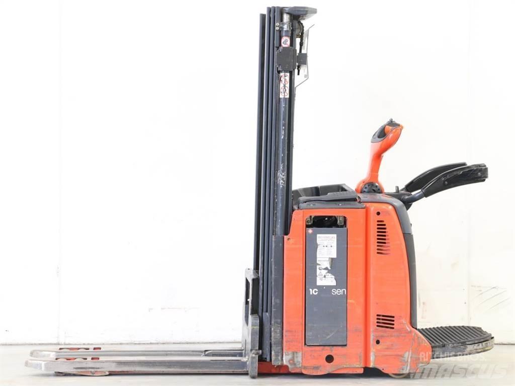Linde D12AP/133 Deichselstapler