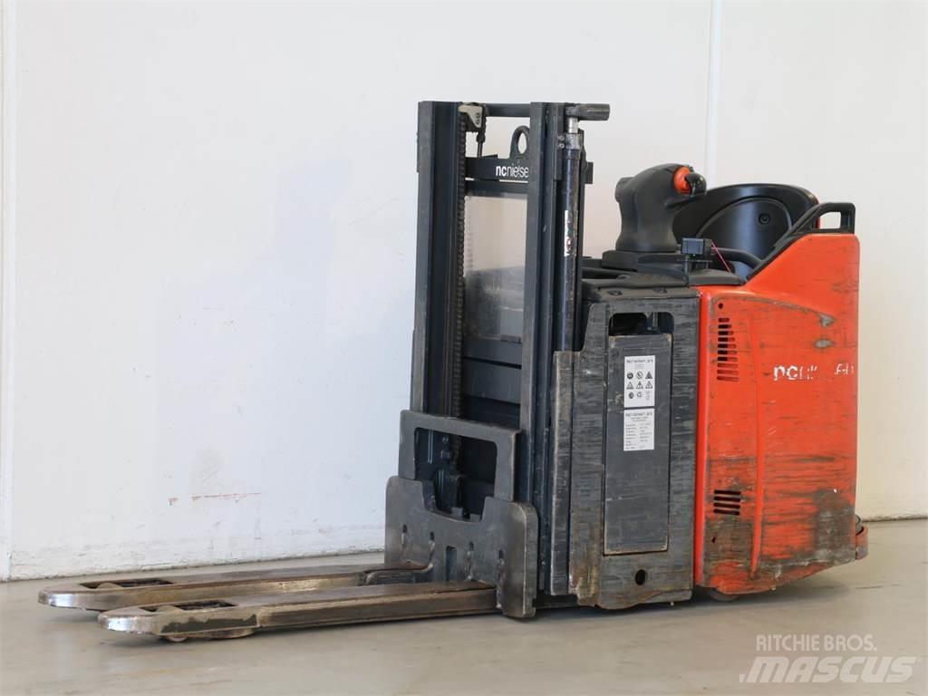 Linde D12HPSP/133 Deichselstapler
