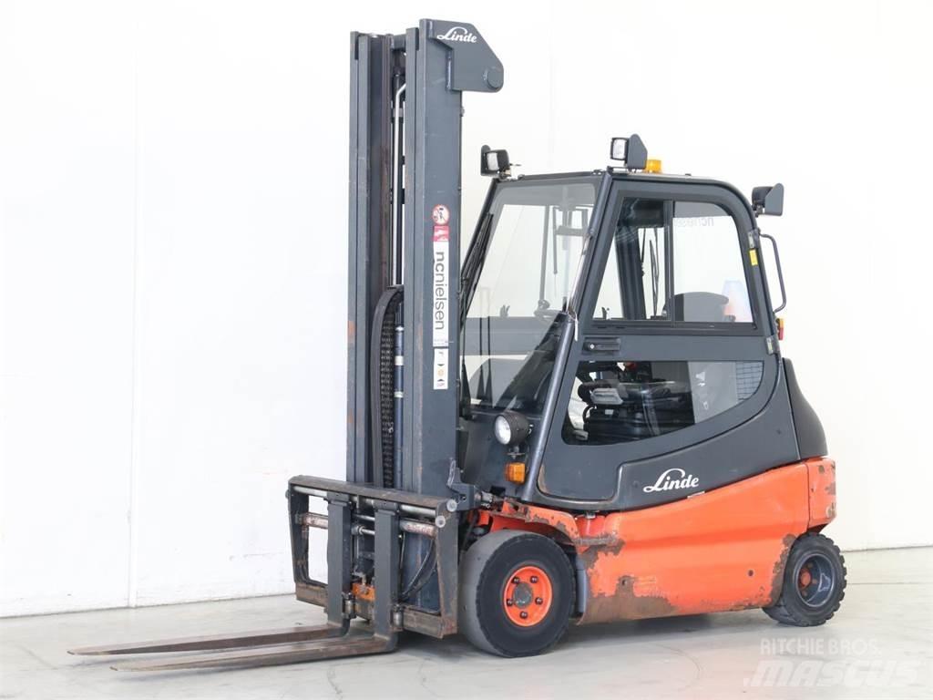 Linde E25/336-03 Elektrostapler