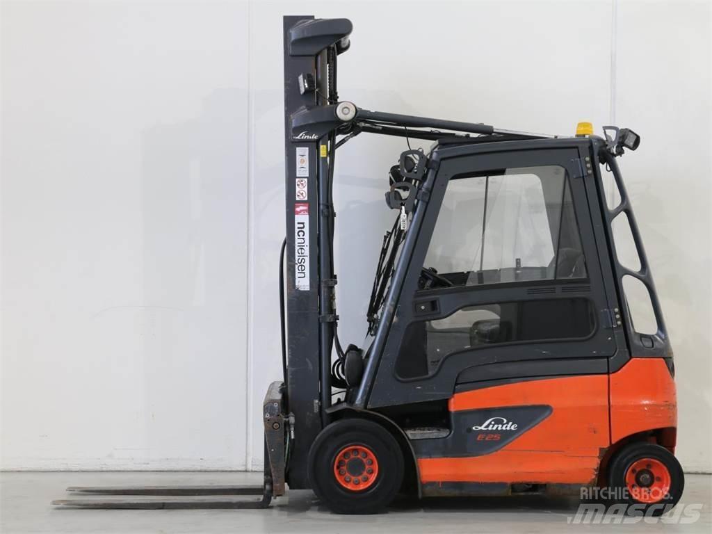 Linde E25/387-01 Elektrostapler