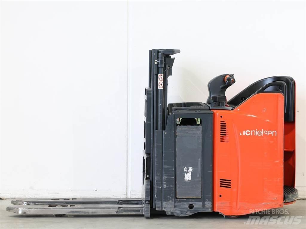 Linde L12SP/133-00 Deichselstapler