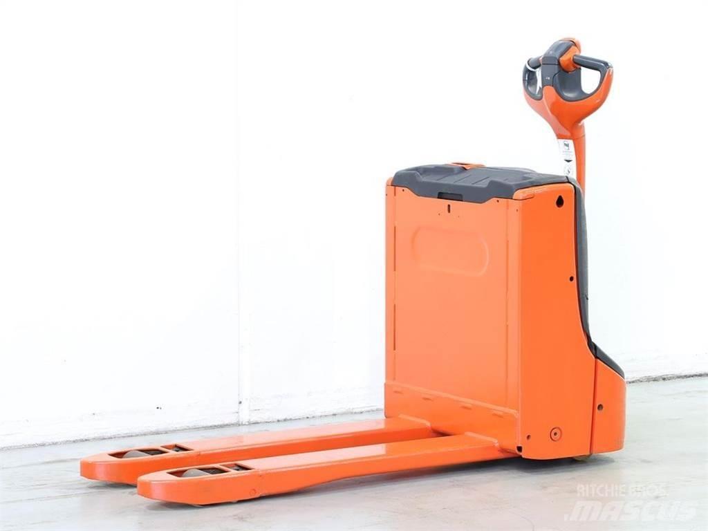 Linde T16/1152 Deichselstapler