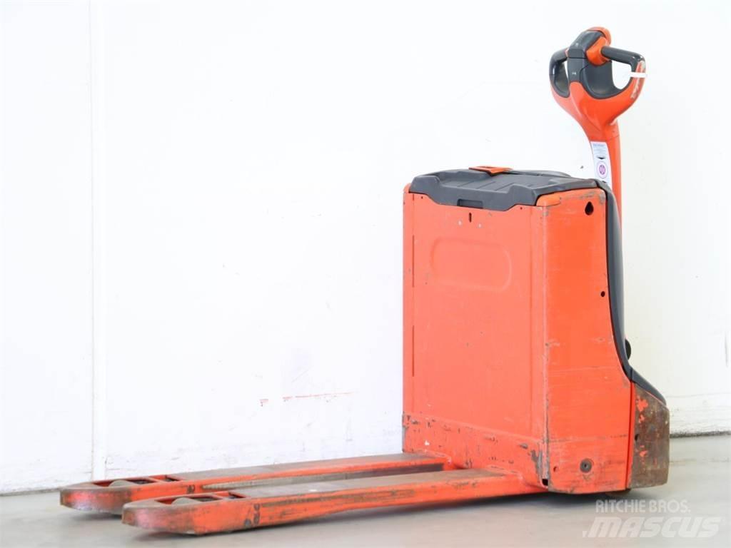 Linde T16/1152 Deichselstapler