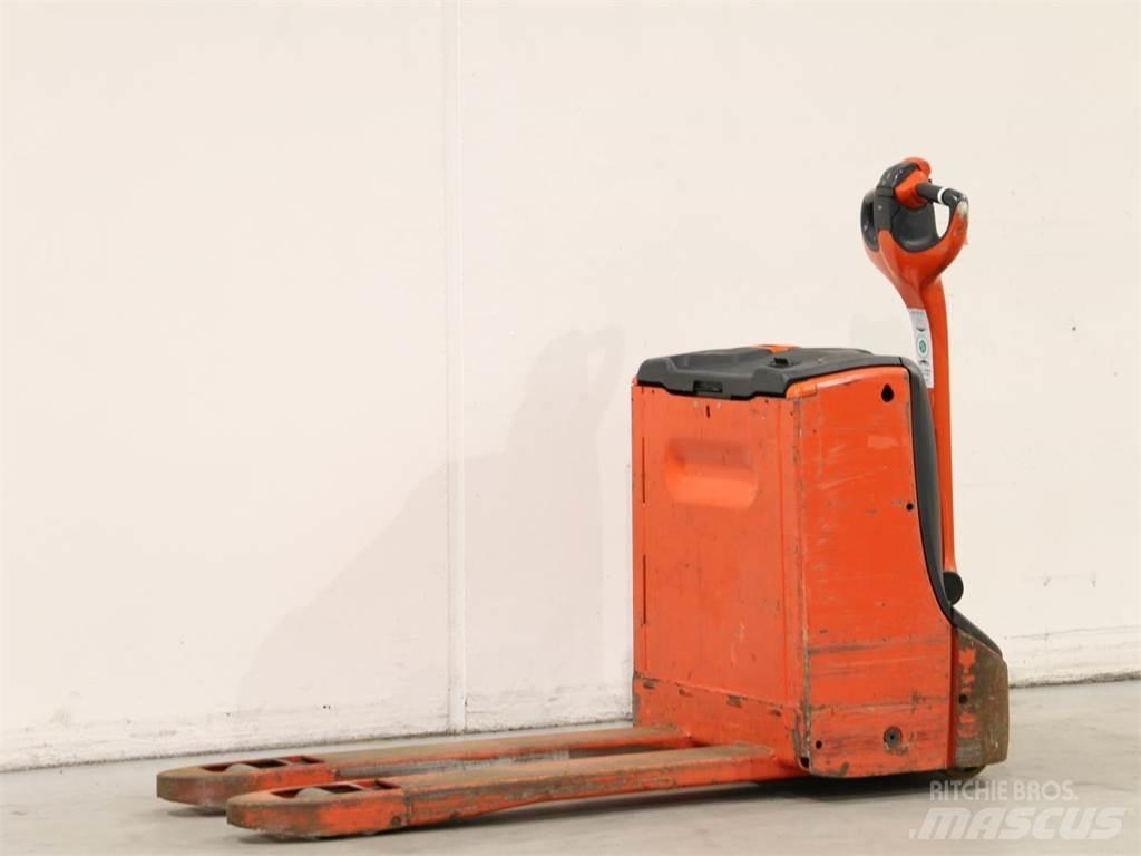 Linde T16/1152 Deichselstapler