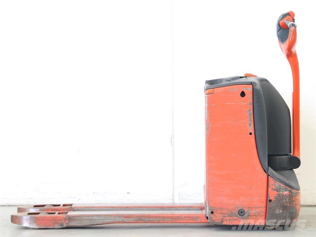 Linde T16/1152-02 Deichselstapler