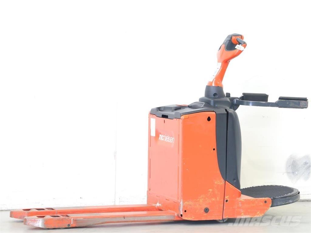 Linde T16P/1151 Deichselstapler