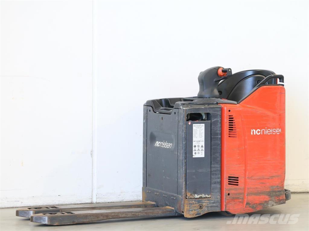 Linde T20SP/131 Deichselstapler